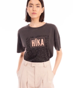 26w026 T-shirt punk